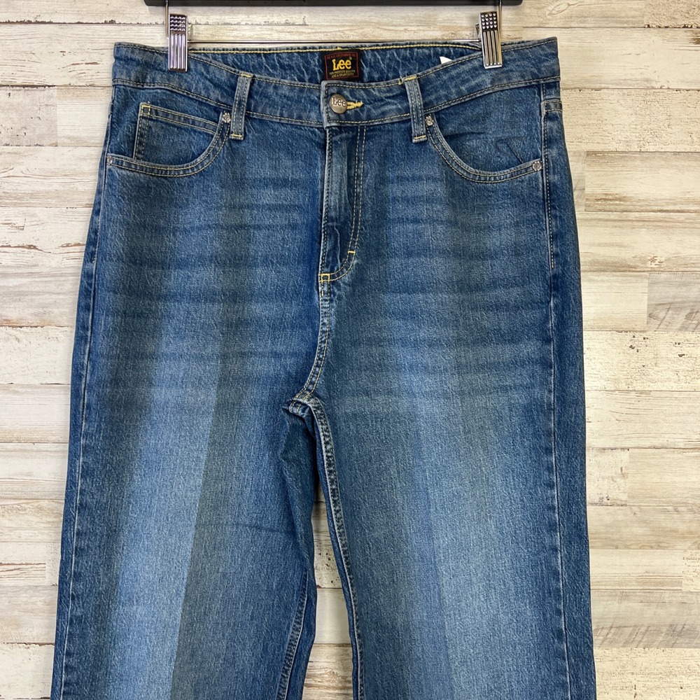 Lee Jeans Women 10 Short Blue Denim Straight High Rise Medium Wash J112370315 - Picture 3 of 8